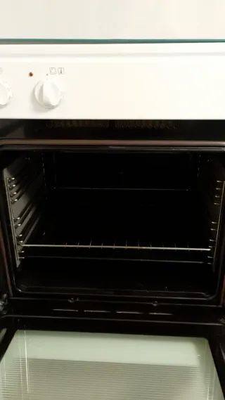 Cocina completa con electrodomésticos