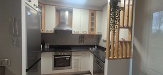 Cocina desmontada plata y madera