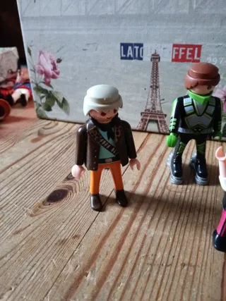 Figuras Playmobil Variadas.