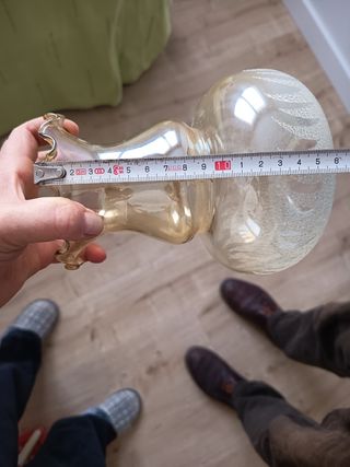 Tulipa de cristal beig con relieve