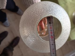 Tulipa de cristal beig con relieve