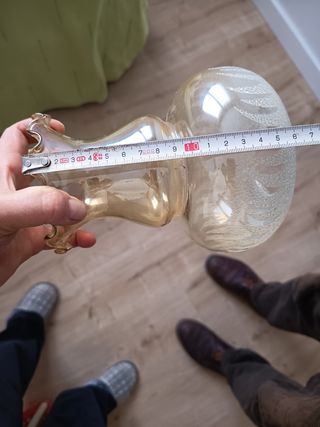 Tulipa de cristal beig con relieve