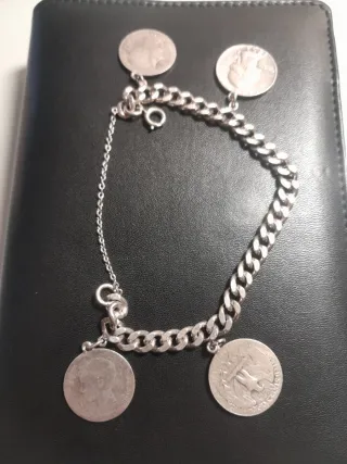 Pulsera Plata Antigua con Monedas