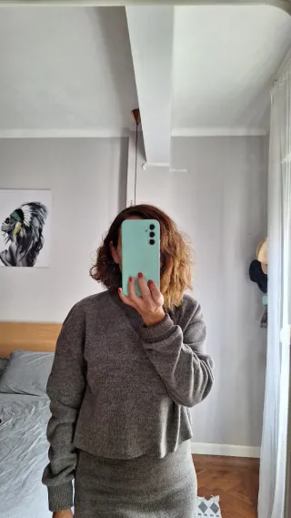 Conjunto punto crop top Zara gris