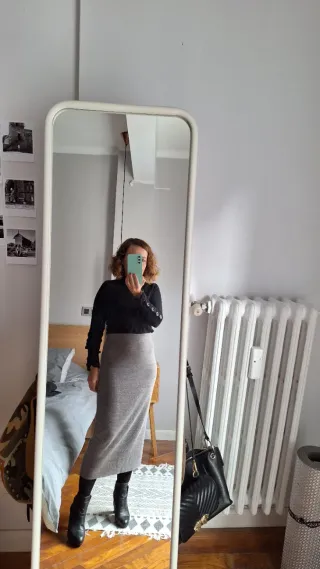 Conjunto punto crop top Zara gris