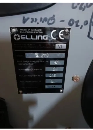 Neumática Kayak ,Zodiac ,con Remo y Bomba