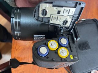 Cámara Nikon L840 Negra