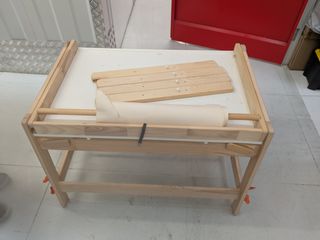 Escritorio infantil IKEA FLISAT ajustable