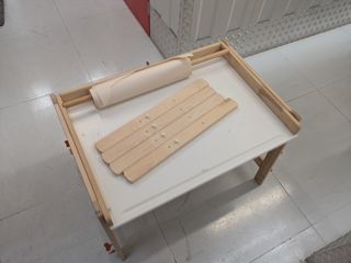 Escritorio infantil IKEA FLISAT ajustable