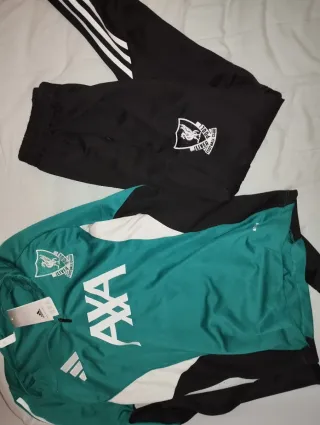 Chandal Liverpool Adidas Talla S