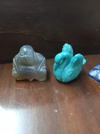 Statuette in pietra dura