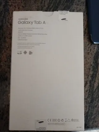 Tablet Samsung Blanca con caja original y funda