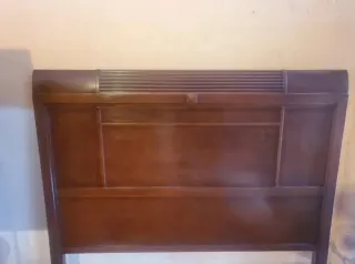 Cabecero de nogal para cama de 150 cm
