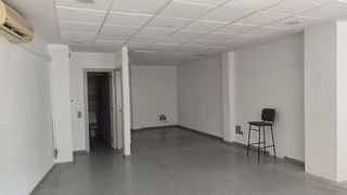 Local comercial en alquiler en Utebo