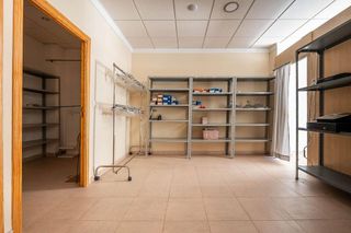 Local comercial en venta en Las Tres Cruces en Armilla