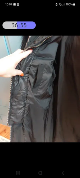 Plumífero Morgan Negro con Capucha. Plumón pato.