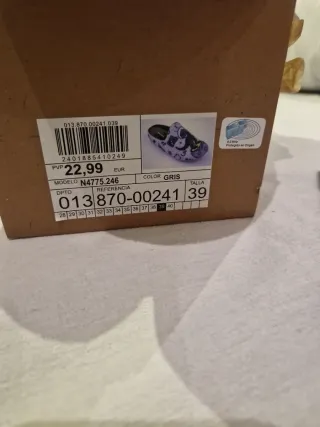 Zapatillas casa niño Garzón dinosaurio espacial