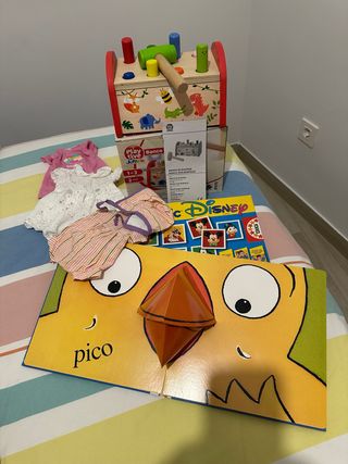 Juguetes de niños variados