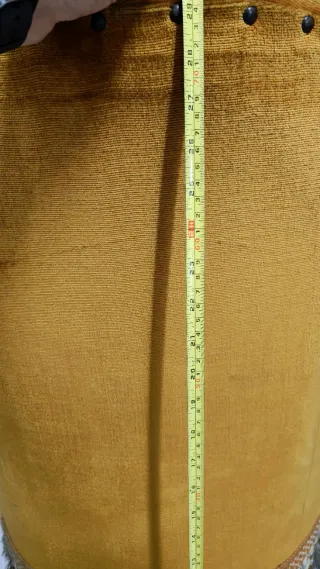 Butaca vintage terciopelo amarillo