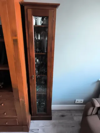 Mueble de salón de madera