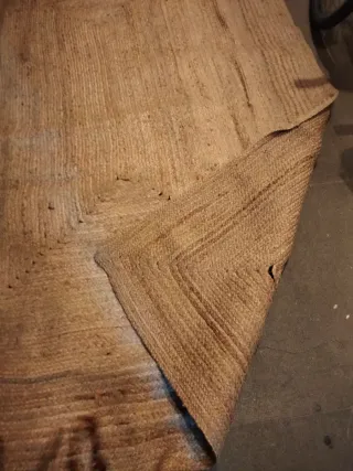 Alfombra de yute natural beige y marrón medidas 1.