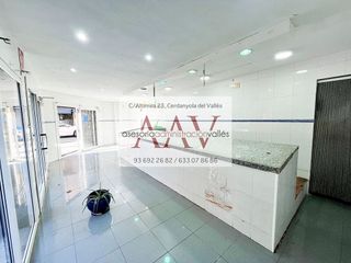 Local comercial en venta en Centre - Cordelles en Cerdanyola del Vallès