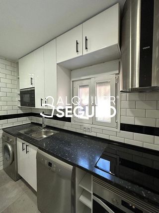 Piso en alquiler en Rejas en Madrid