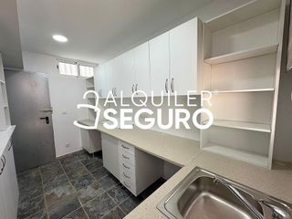 Piso en alquiler en Rejas en Madrid