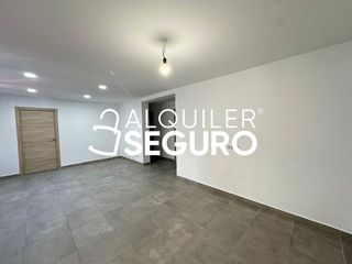 Piso en alquiler en Rejas en Madrid