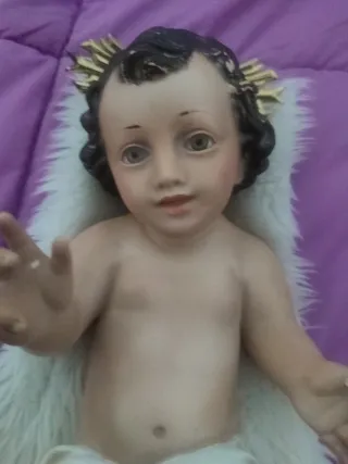 Figura religiosa niño Jesús