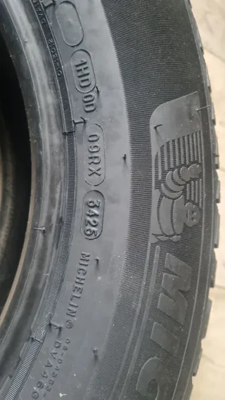 Michelin CrossClimate2 215/65 R16 98H