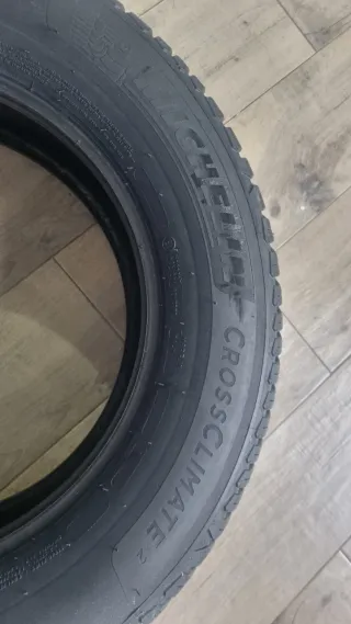 Michelin CrossClimate2 215/65 R16 98H