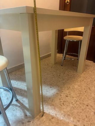 Mesa de cocina de madera maciza (muy robusta)