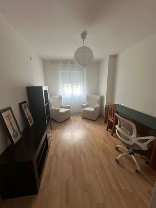 Piso en alquiler en Bami - Tabladilla - La Estrella en Sevilla