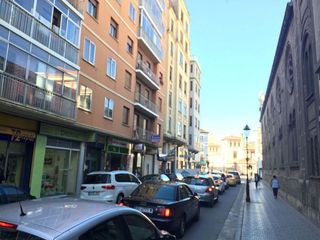 Local comercial en alquiler en Antigua Estación FFCC - San Agustín en Burgos