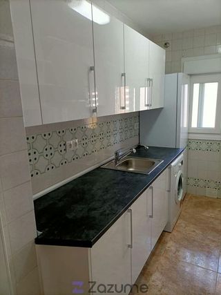 Piso en alquiler en Pino Montano - Consolación - Las Almenas en Sevilla