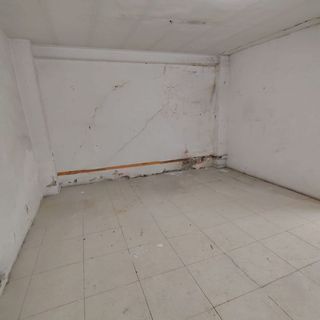 Local comercial en alquiler en La Petxina en Valencia