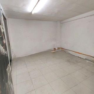 Local comercial en alquiler en La Petxina en Valencia