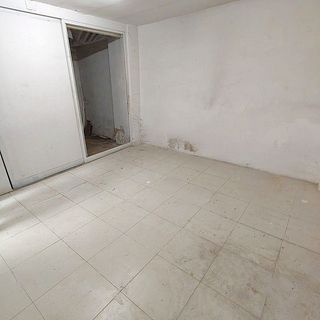 Local comercial en alquiler en La Petxina en Valencia