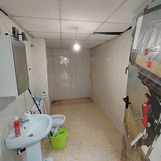 Local comercial en alquiler en La Petxina en Valencia