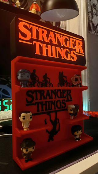 Expositor Stranger Things para figuras Funko Pop