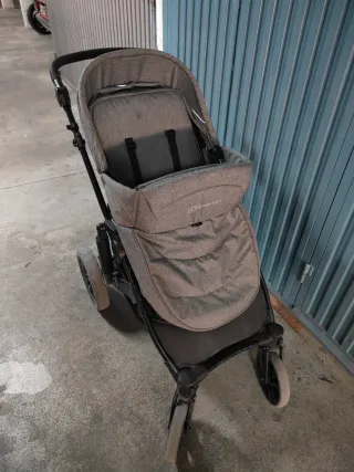 Carro Kinderkraft gris