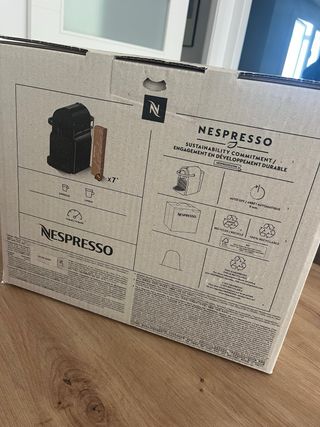 Cafetera Nespresso Inissia