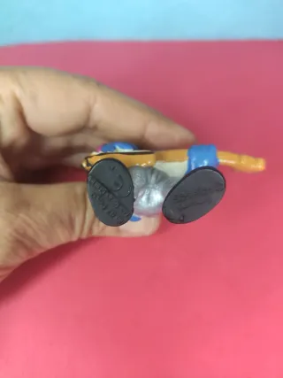 20450 Smurf chitarrista con basso Pitufo