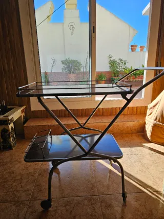 Camarera con ruedas vintage