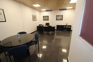 Local comercial en venta en Campodón - Ventorro del Cano en Alcorcón