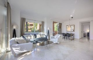 Piso en alquiler en Sierra Blanca en Marbella