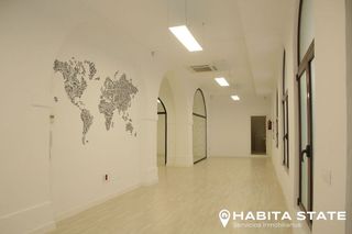 Local comercial en alquiler en Centro en Almería