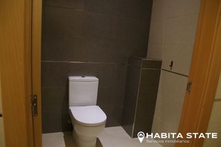 Local comercial en alquiler en Centro en Almería