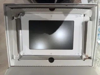 Cornice digitale LG con cornici intercambiabili